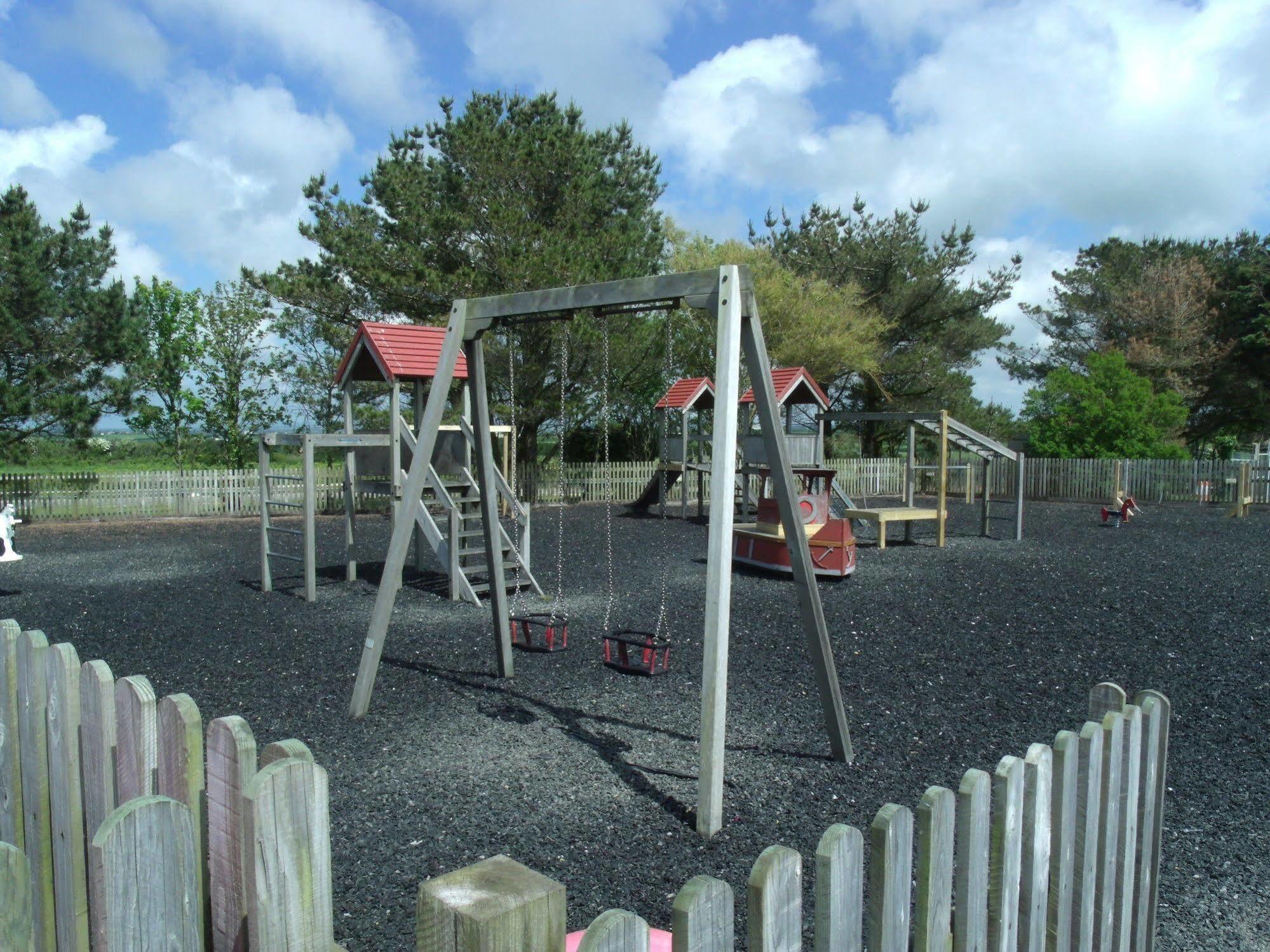 פדסטואו Atlantic Bays Holiday Park מראה חיצוני תמונה